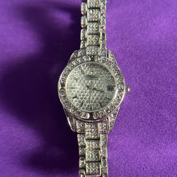 Suzanne Somers Crystal Embellished Quartz Watch  - AS IS